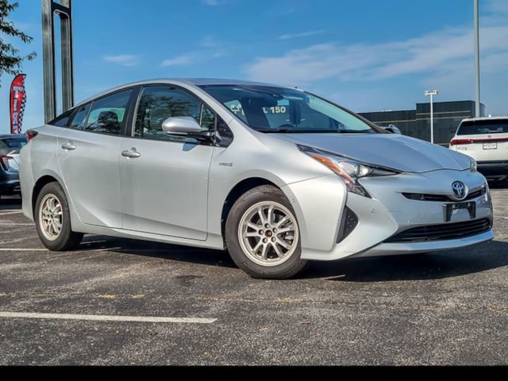 Used 2017 Toyota Prius Three Sedan