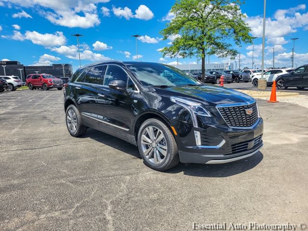 New 2026 CADILLAC XT5 Premium Luxury SUV