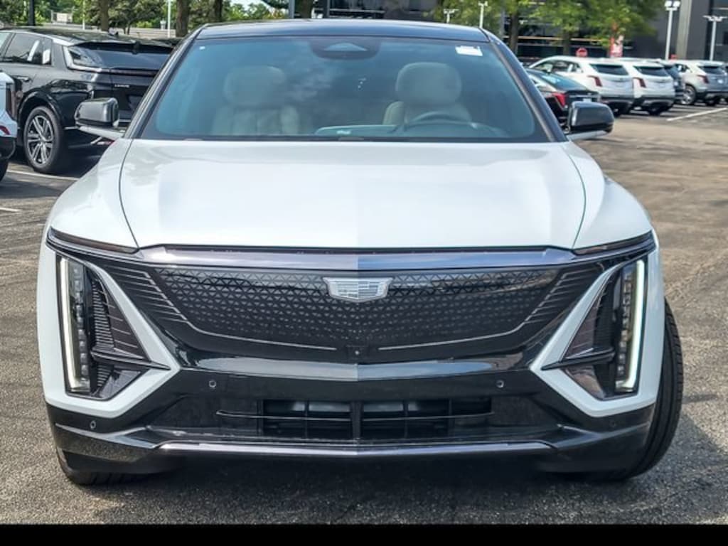 New 2026 CADILLAC LYRIQ Signature Sport SUV