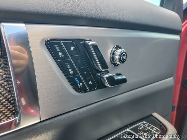 2026 Cadillac VISTIQ Sport - Photo 11