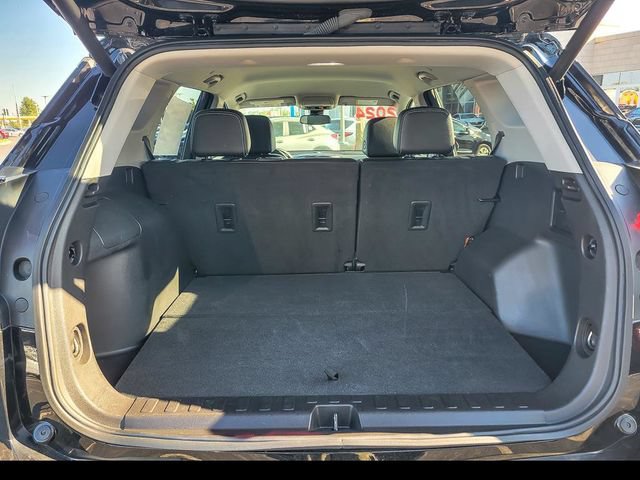 2024 GMC Terrain SLT - Photo 18