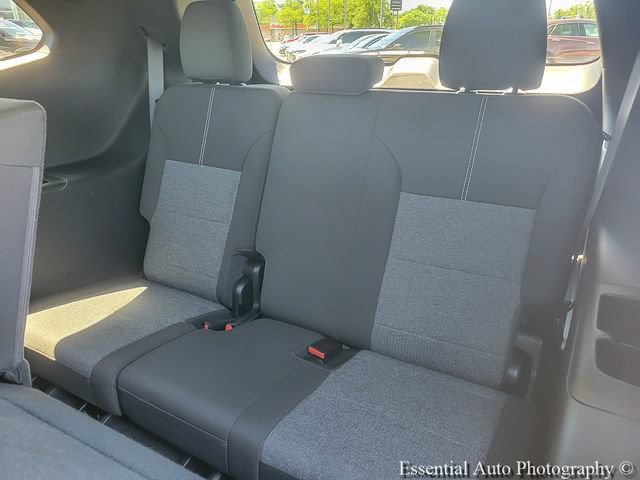 2025 GMC Acadia Elevation - Photo 12
