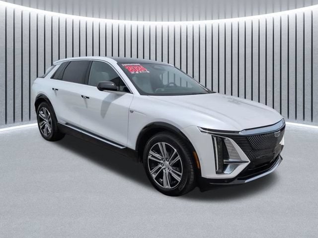 Certified 2024 Cadillac LYRIQ Luxury 1 with VIN 1GYKPPRL4RZ117688 for sale in Hodgkins, IL