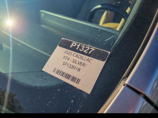 2025 Cadillac XT4 Premium Luxury - Photo 26