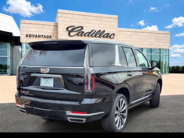2027 Cadillac Escalade Luxury - Photo 8