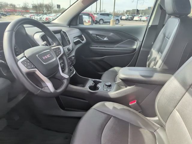 2024 GMC Terrain SLT - Photo 18