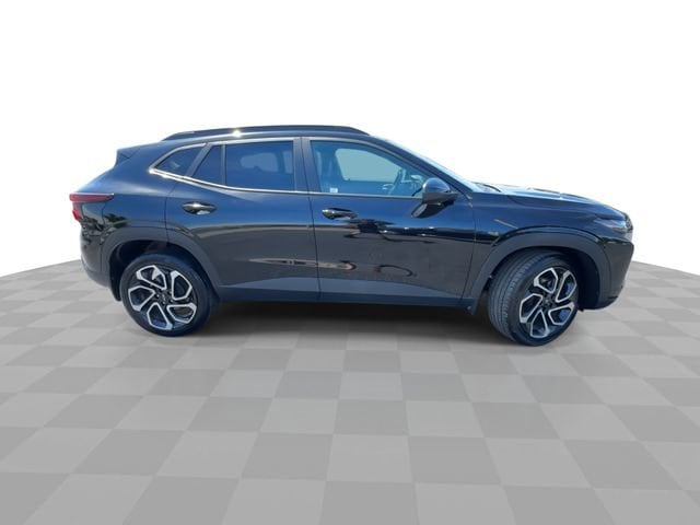 2024 Chevrolet Trax RS - Photo 9