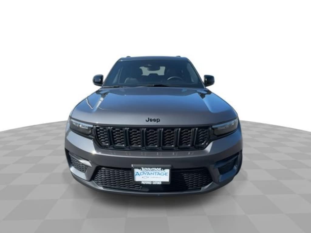 Used 2023 Jeep Grand Cherokee Altitude 4x4 SUV