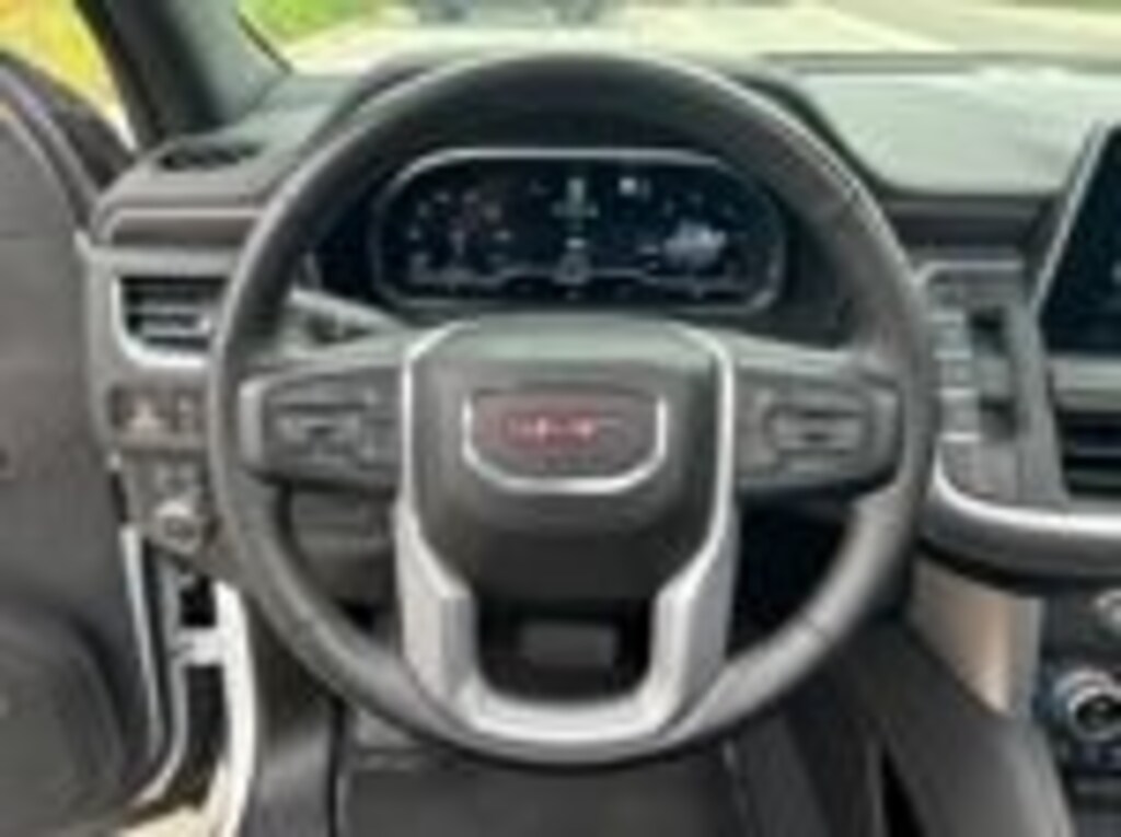 Used 2023 GMC Yukon SLT SUV