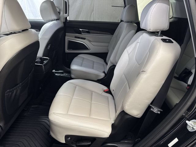 2022 Kia Telluride EX - Photo 13