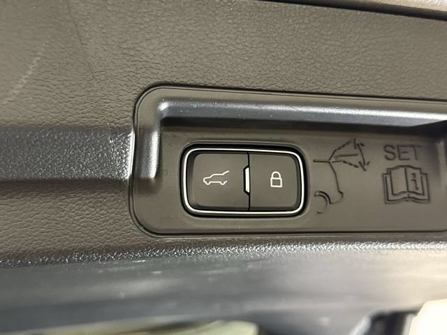 2025 Ford Explorer ST-LINE - Photo 29
