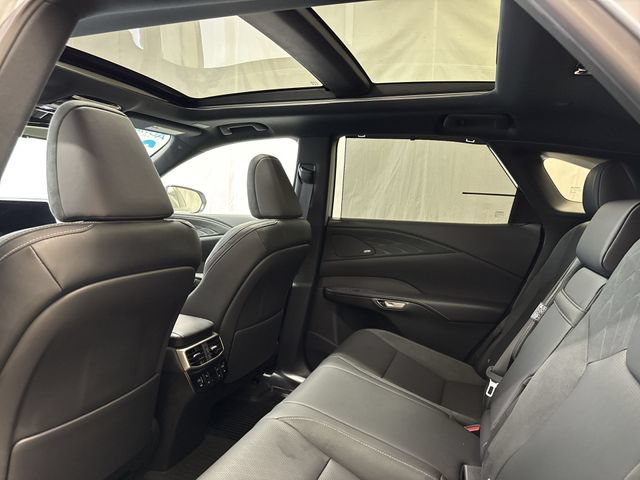 2025 Lexus RX 350 - Photo 14