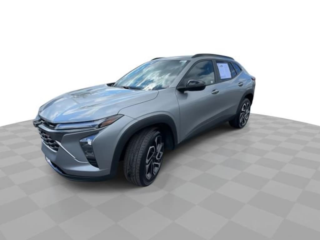 Used 2025 Chevrolet Trax 2RS SUV
