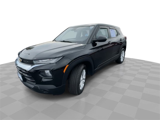 2021 Chevrolet Trailblazer LS photo 3