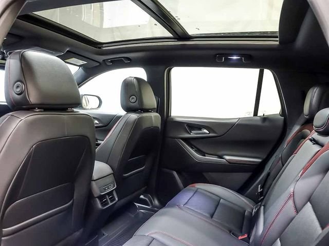 2027 Chevrolet Equinox RS - Photo 13