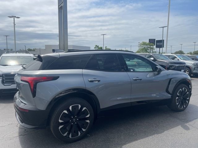 Used 2024 Chevrolet Blazer EV RS with VIN 3GNKDCRJ3RS165483 for sale in Hodgkins, IL