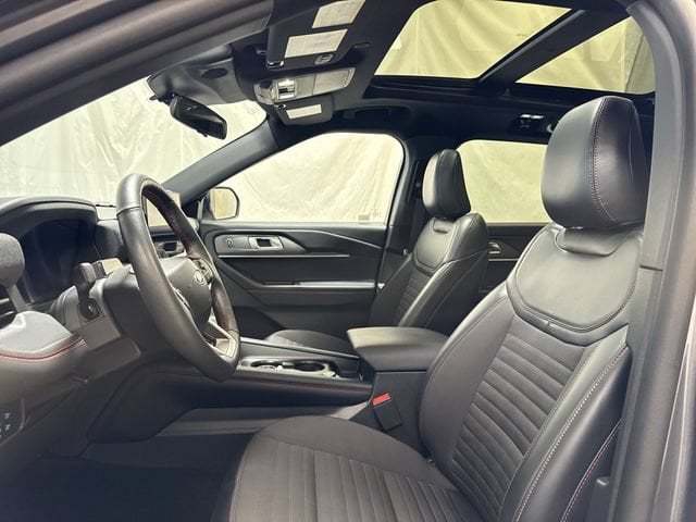 2025 Ford Explorer ST-LINE - Photo 11