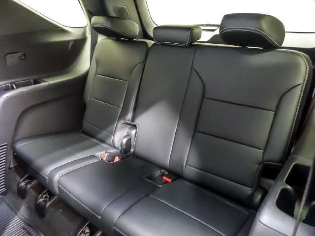 2027 Chevrolet Traverse LT - Photo 11