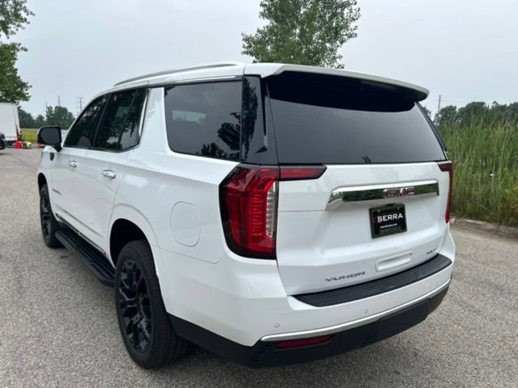 Used 2023 GMC Yukon SLT SUV