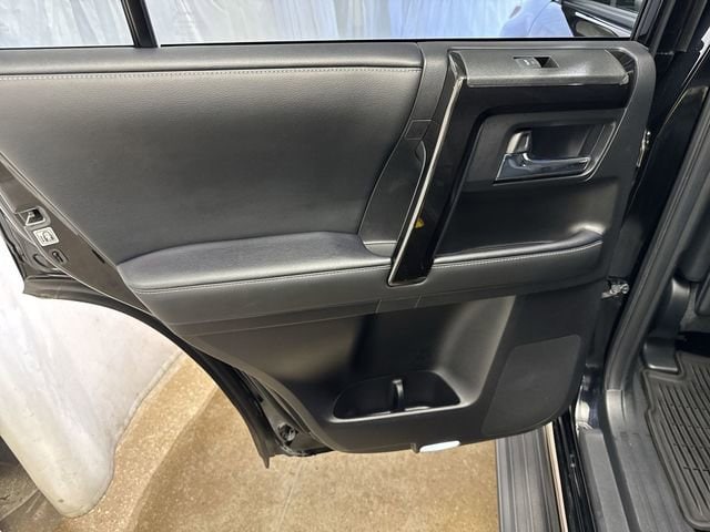 2021 Toyota 4Runner Night Shade - Photo 23