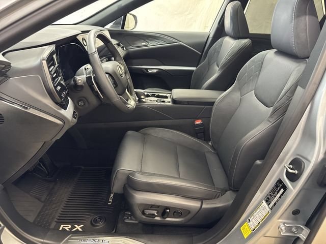 2025 Lexus RX 350 - Photo 10