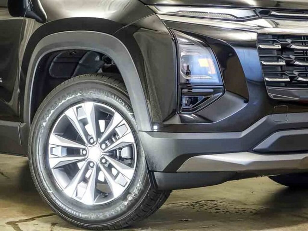 New 2027 Chevrolet Equinox FWD LT SUV