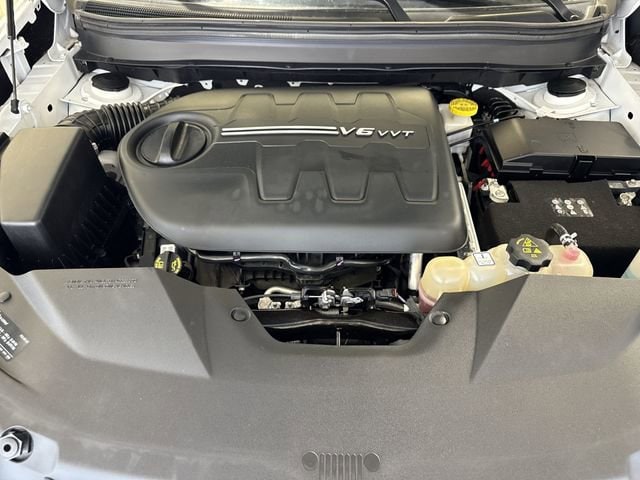 2022 Jeep Cherokee Latitude Lux - Photo 29