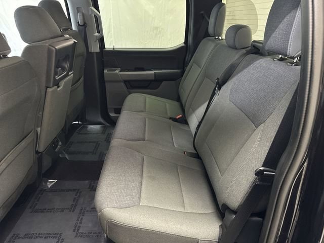 2025 Ford F-150 XLT - Photo 12