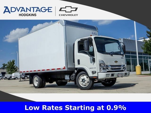 2025 Chevrolet Low Cab Forward's photo