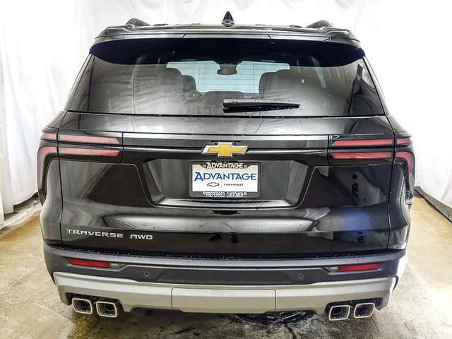 2027 Chevrolet Traverse LT - Photo 6