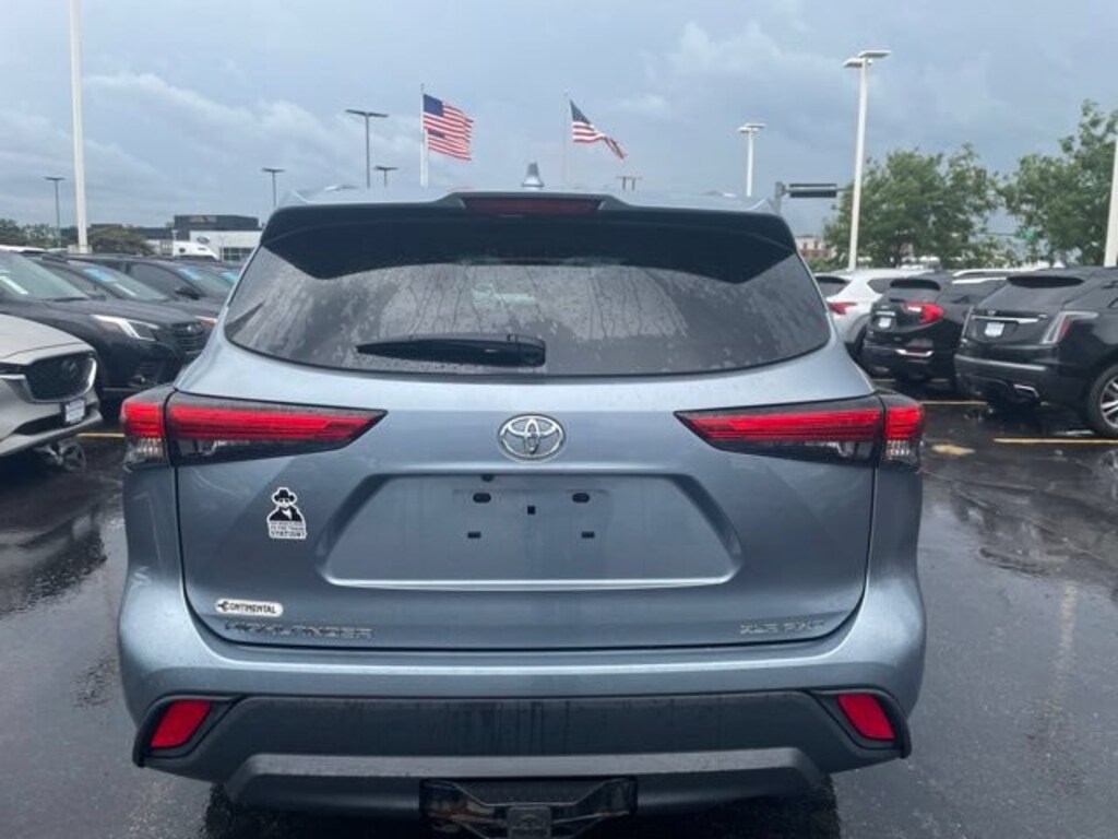 Used 2020 Toyota Highlander XLE SUV