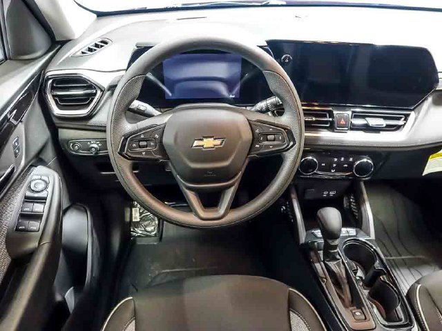 2026 Chevrolet Trailblazer LT - Photo 11