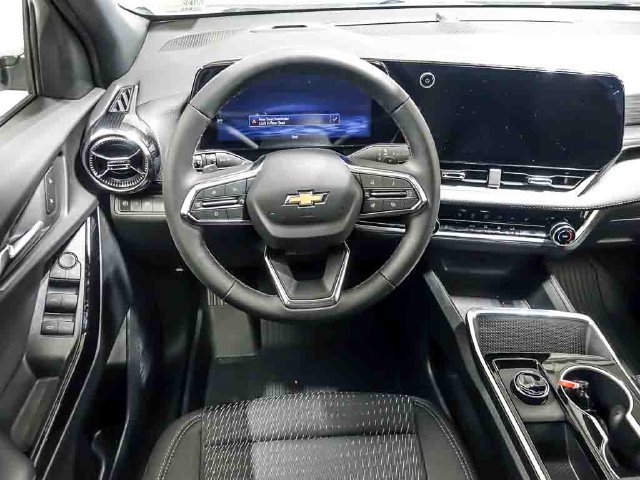 2027 Chevrolet Equinox LT - Photo 12