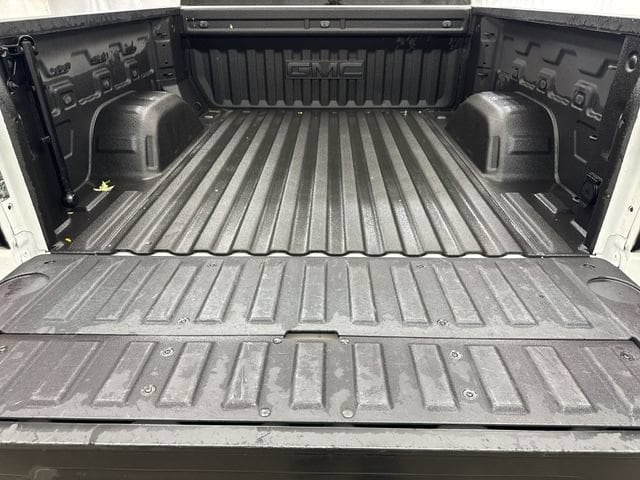 2025 GMC Sierra 1500 AT4 - Photo 25