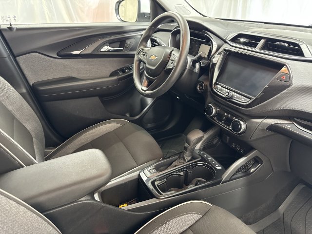 Photo 25