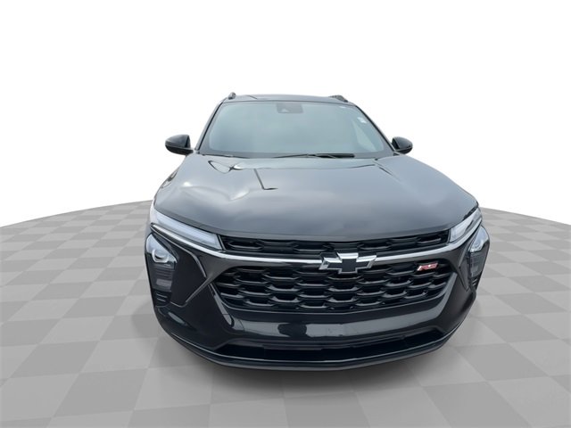 2025 Chevrolet Trax photo 3