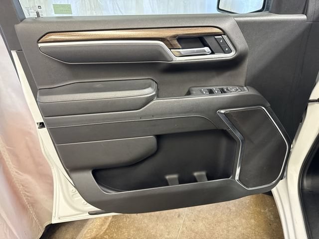 2025 Chevrolet Silverado 1500 LT - Photo 21
