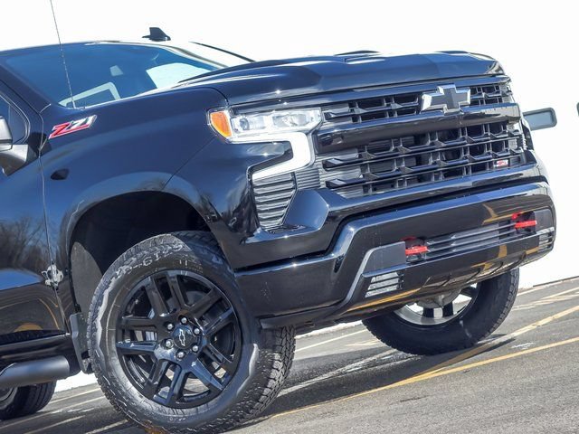 2026 Chevrolet Silverado 1500 LT Trail Boss - Photo 3