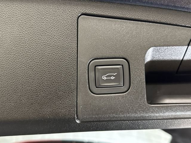 2023 Cadillac XT4 Sport - Photo 25