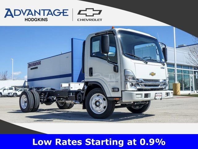 2025 Chevrolet Low Cab Forward's photo
