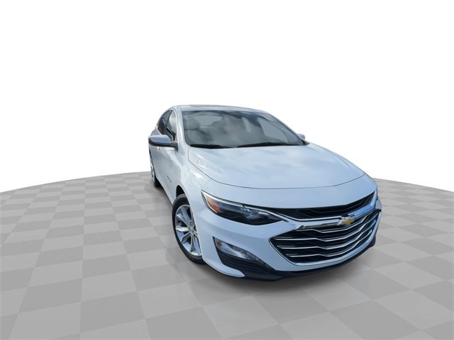 2024 Chevrolet Malibu 1LT photo 3