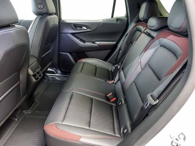 2027 Chevrolet Equinox RS - Photo 11