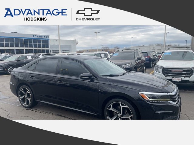 2020 Volkswagen Passat R-Line