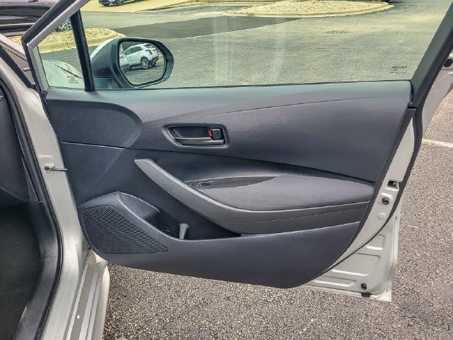 2024 Toyota Corolla LE - Photo 18