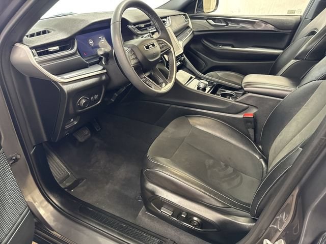 2023 Jeep Grand Cherokee Altitude - Photo 12