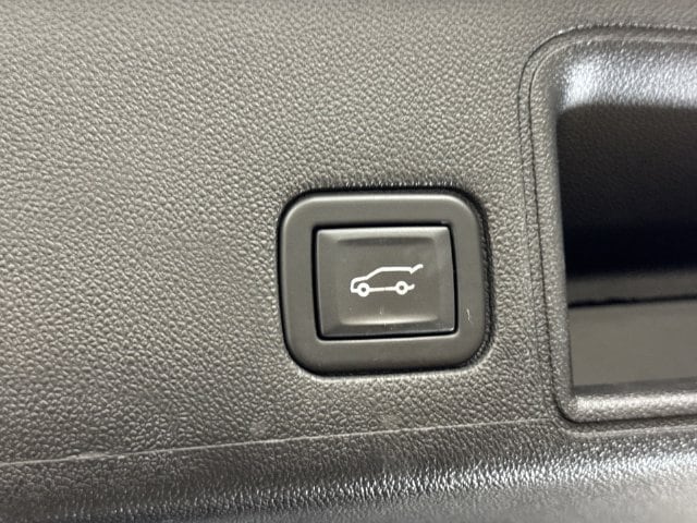 2023 GMC Terrain SLE - Photo 24