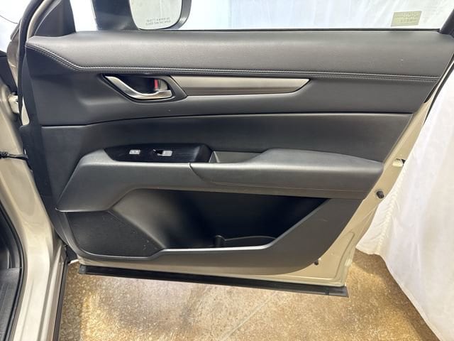 2025 Mazda CX-5 S Preferred package - Photo 26