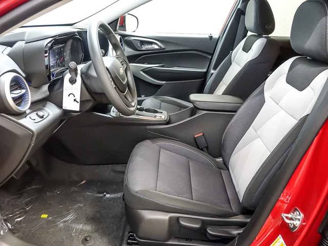 2026 Chevrolet Trax LS - Photo 9