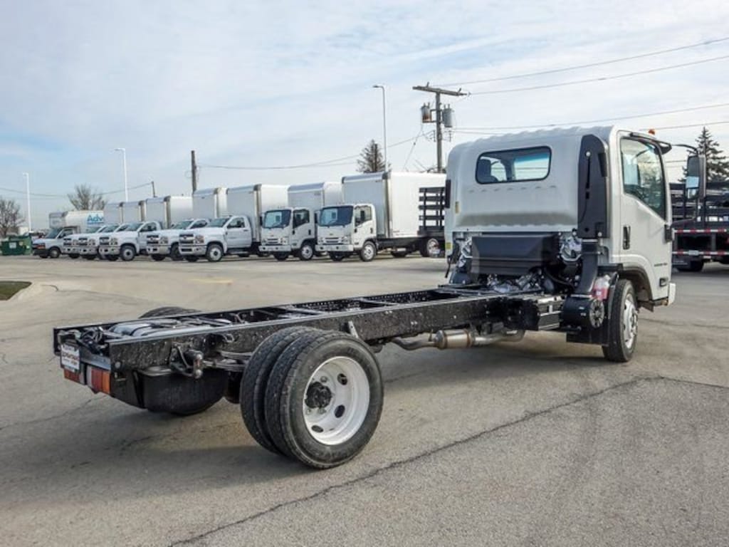 New 2025 Chevrolet Low Cab Forward 5500 XG Truck