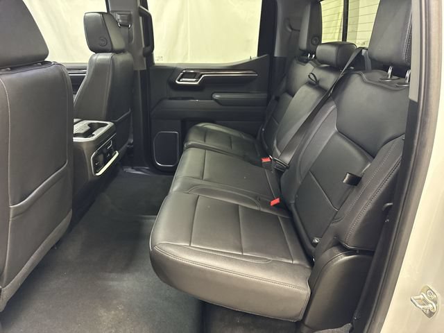 2025 Chevrolet Silverado 1500 LTZ - Photo 13